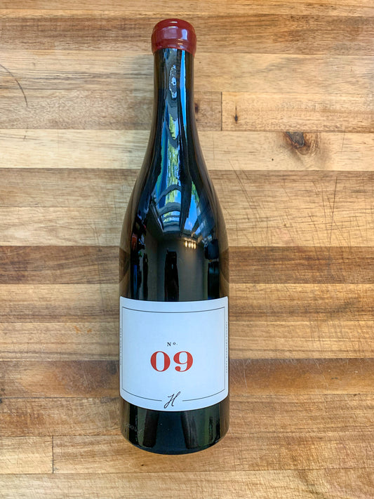 Hollyhock Gamay 2019